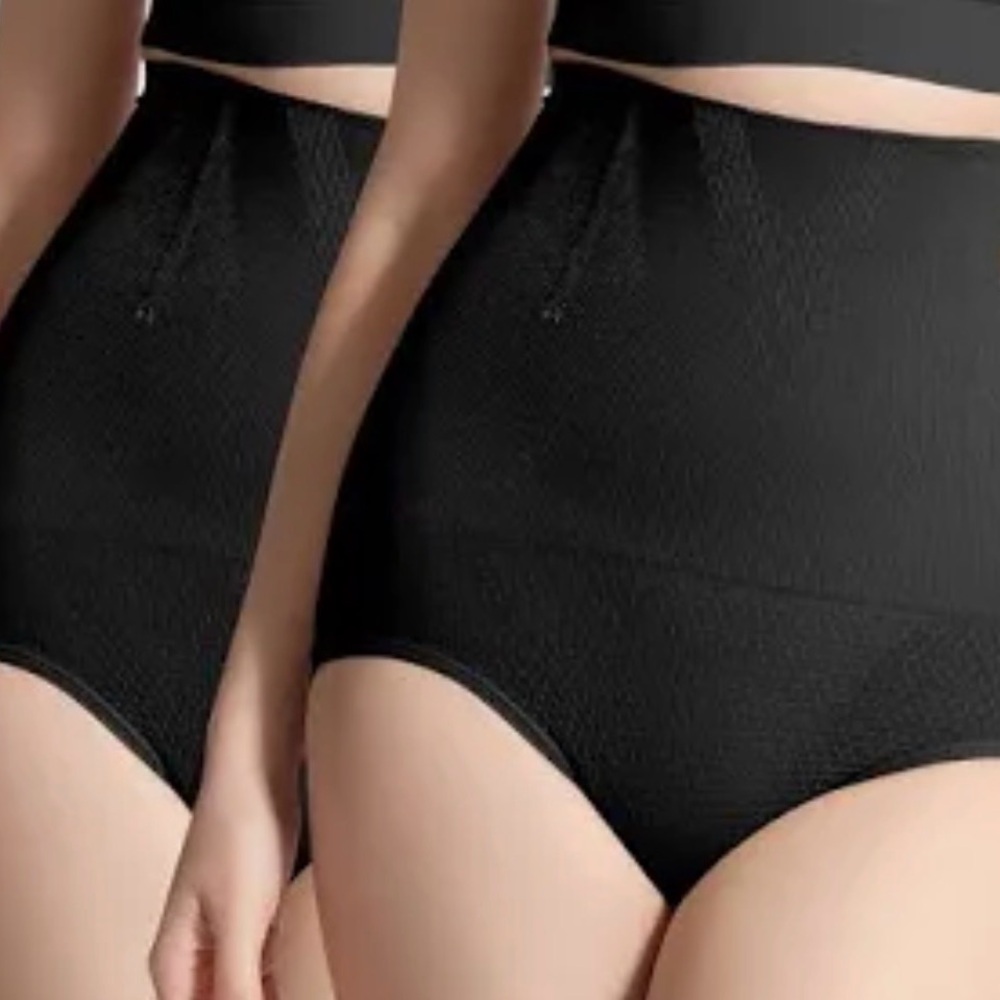 High-Waisted Black Anti-Gravity Tummy Control